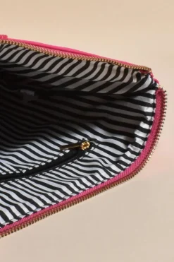 Adorne The Traveller Pouch | Fuchsia