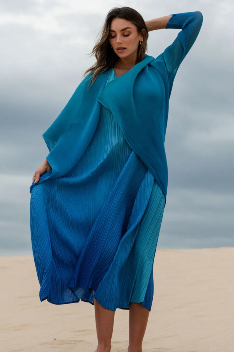 Alquema Collare Coat | Blue Bird to Dazzling Blue