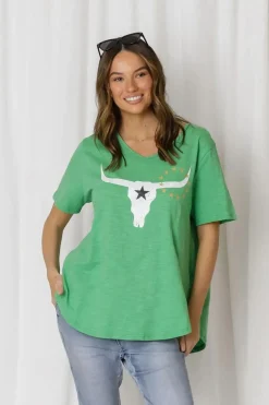 Fashion Express Avalon Steer V-Neck Tee | Green