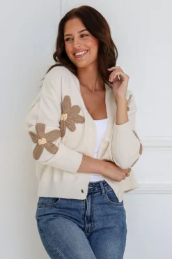 Fashion Express Josephine Daisy Cardi | Winter White/Mocha