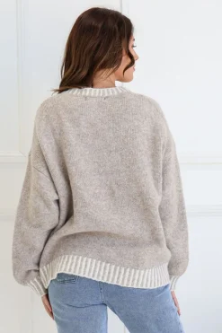 Fashion Express Tilly Blanket Stitch Crew | Mocha
