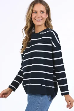 Foxwood Jayne Stripe Throw On Top | Navy/White Stripe