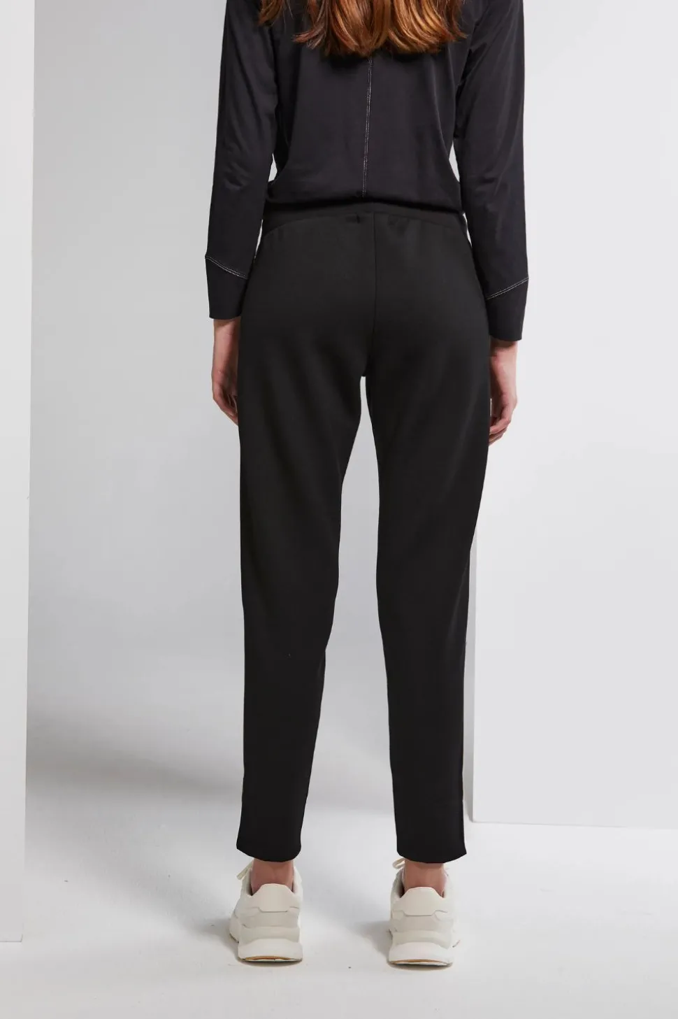 Lania the Label Chiara Jogger | Black