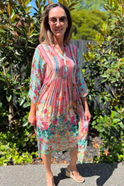 Silvermaple Boutique Erin V-Neck Dress | Madrid