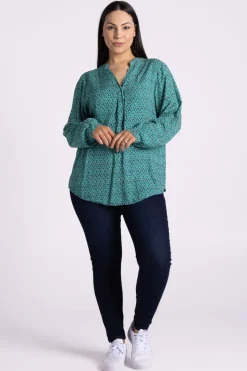 Silvermaple Collection | Sofia Shirt | Ocelot Navy/Green