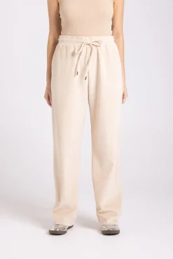 Two T's Velour Pant | Almond