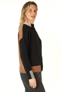 Zaket & Plover Colour Block Trim Jumper | Black